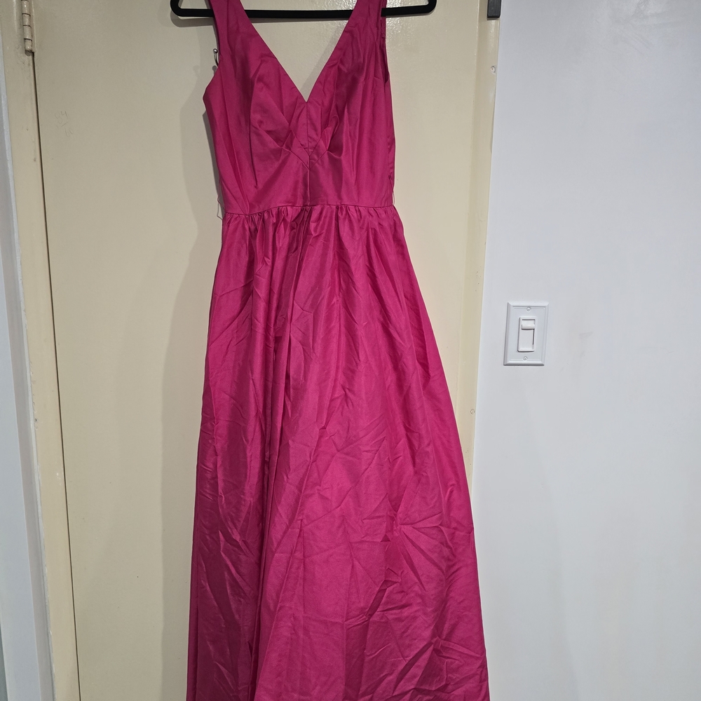 Chic Fuchsia Sleeveless Gown